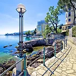 Sea & Escada 2min From Opatija Area ,private Parking