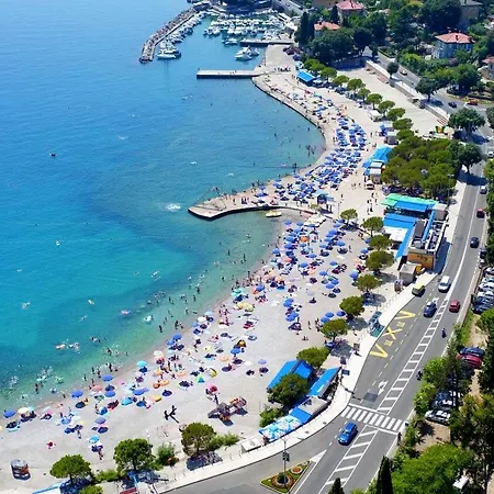 Sea & Escada 2min From Opatija Area ,private Parking Penzion 4*
