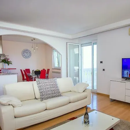 Guest house Jovic Opatija Icici
